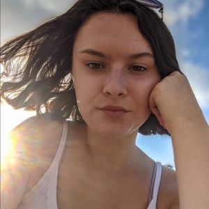 Meet your Posher, Liz